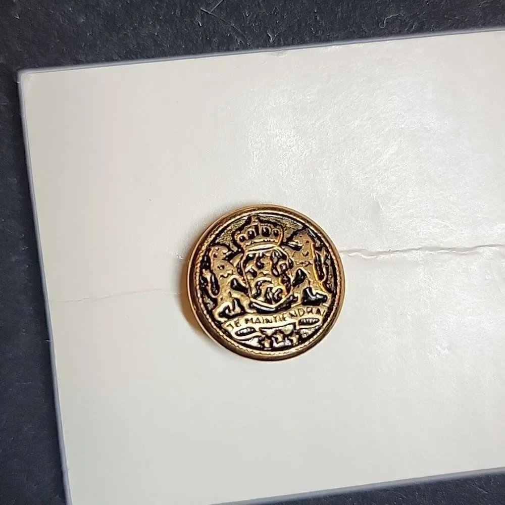 Streamline Vintage Black Gold Round Metal Button K2034